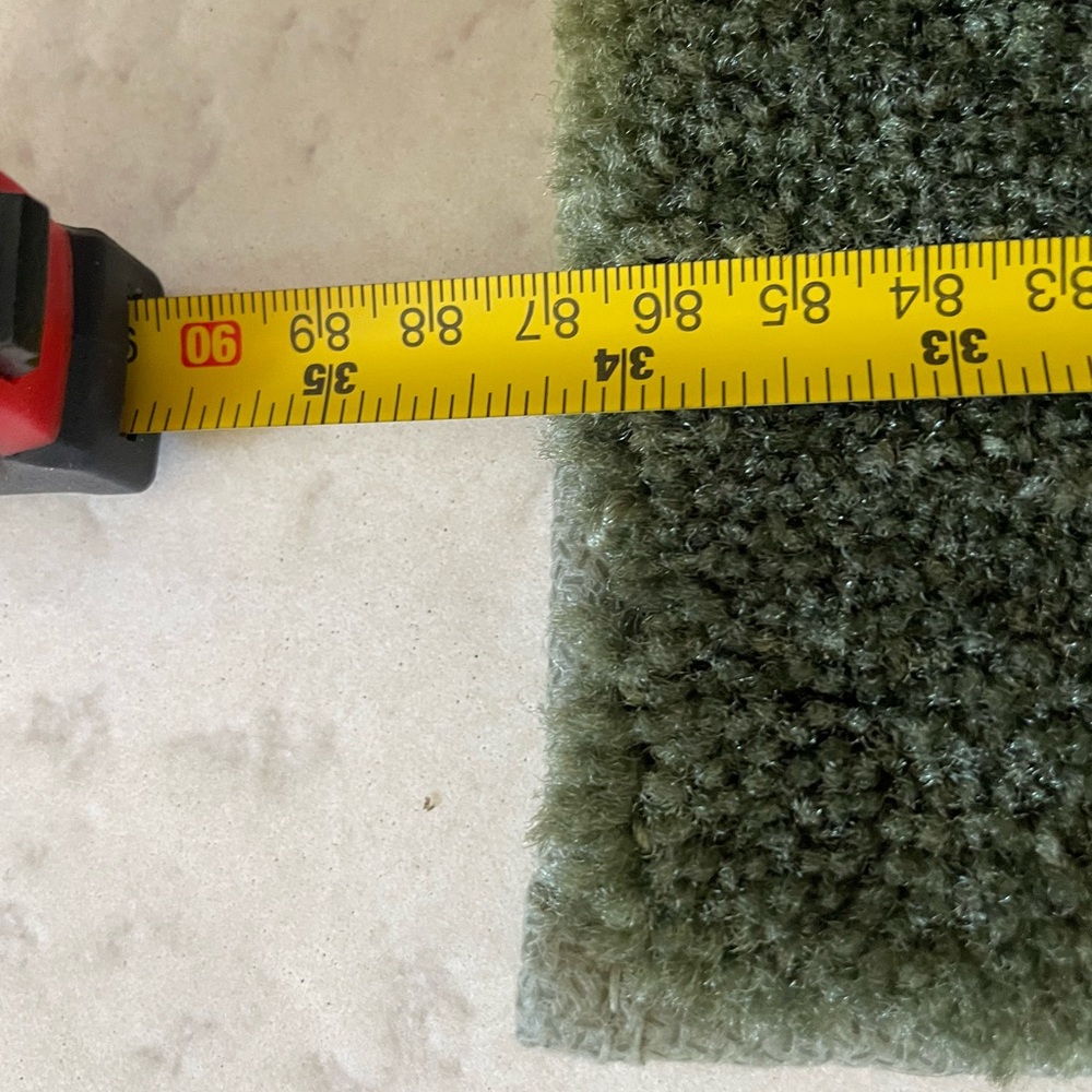 20”x34” Forest Green Racetrack Bathmat / Rug - Picture 6 of 7